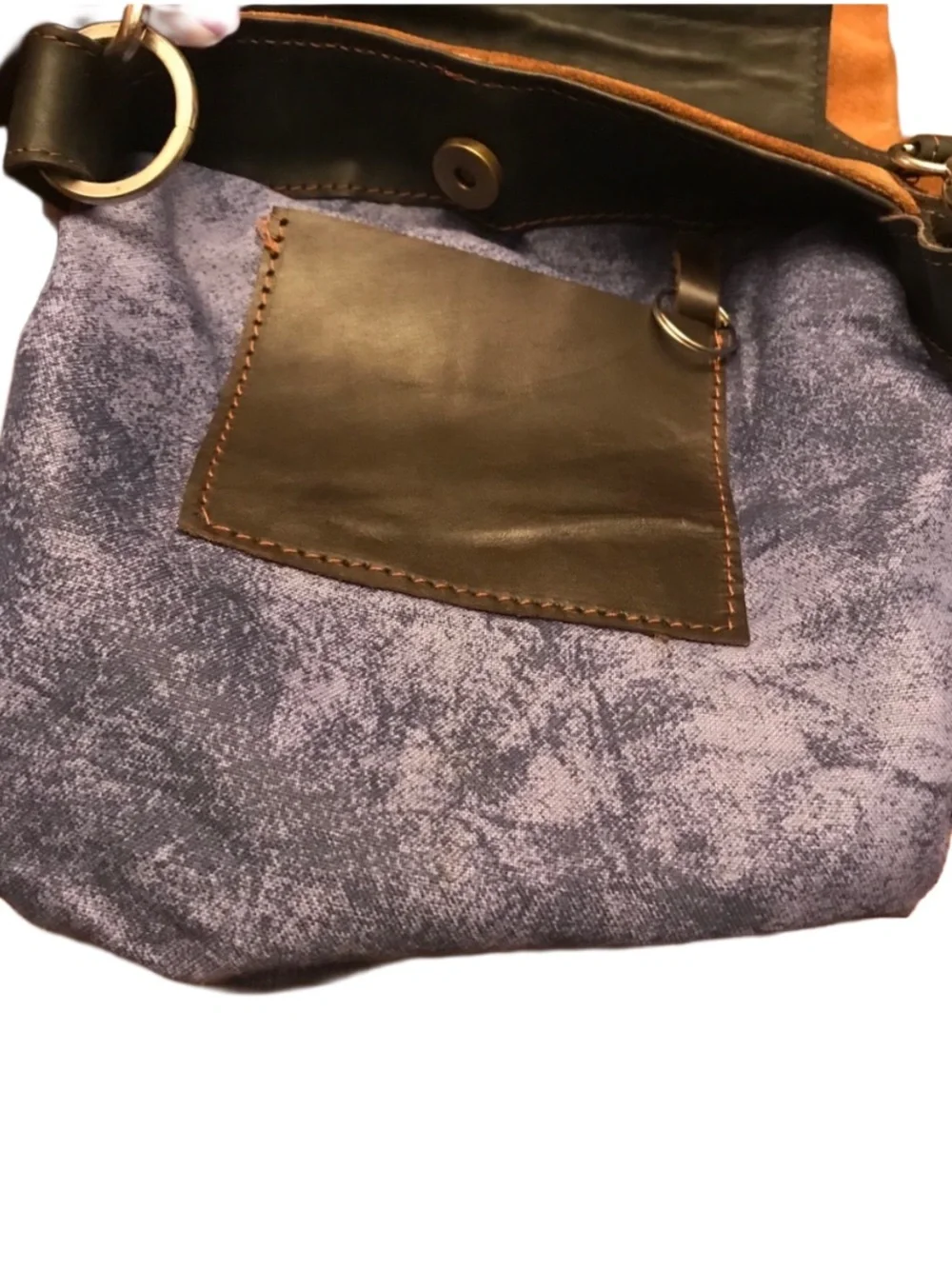 EL CEIBO HANDCRAFTED TAN SUEDE AND BLACK LEATHER CROSSBODY MESSENGER BAG